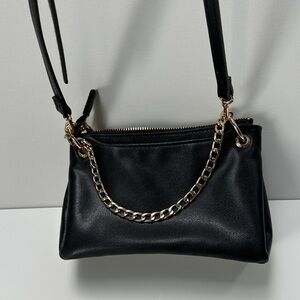 DAVID JONES Black Leather Crossbody Bag with Gold Chain
